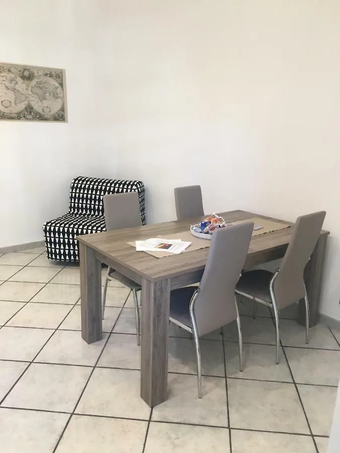 Luxurious Street Apartments Katania 0*,