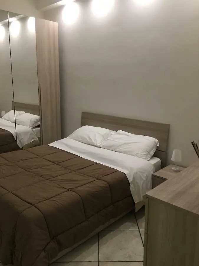 Luxurious Street Apartments Katania